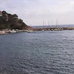 T3 Dans Villa Proche Calvi Mer Piscine