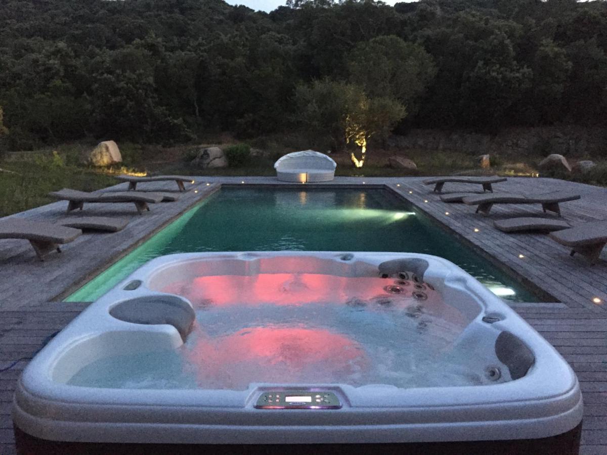 Piscine Chauffee 5mn De La 빌라 피가리