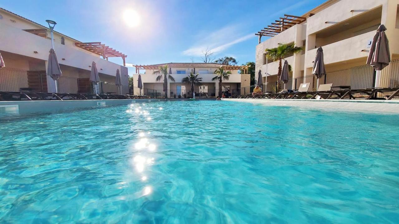 Marine De Bravone T2 Terrasse Front De - Pieds Dans L'eau - Clim - Piscine - Wifi 公寓 *