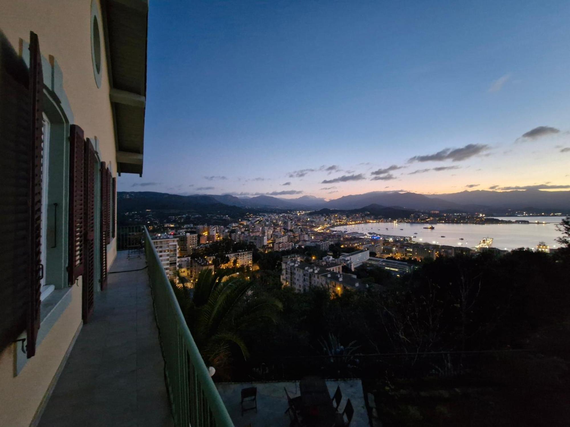 Vila Belvedere D'ajaccio, Entiere Vue Pour 2 A 10 Voyageurs *