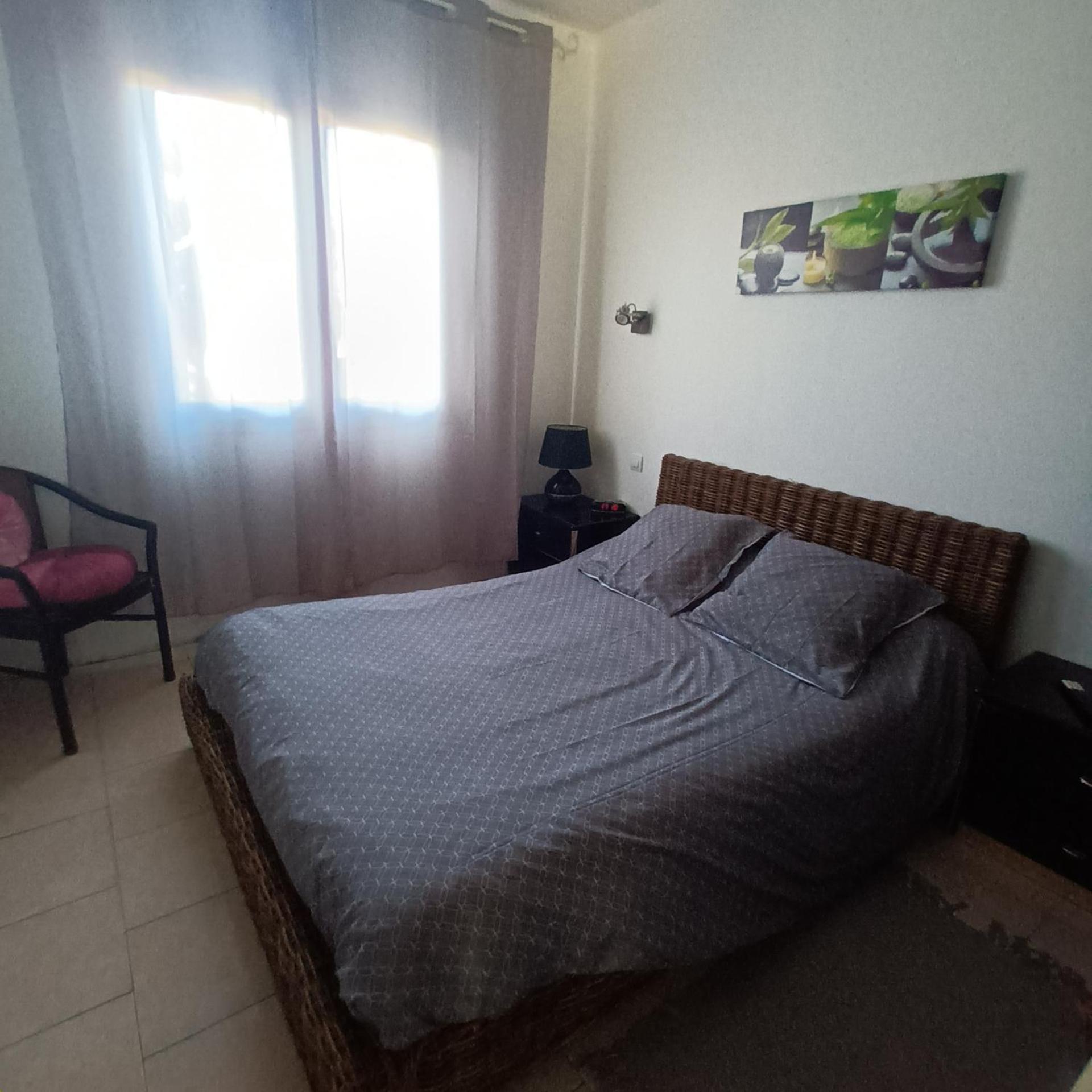 Maison Bord De *