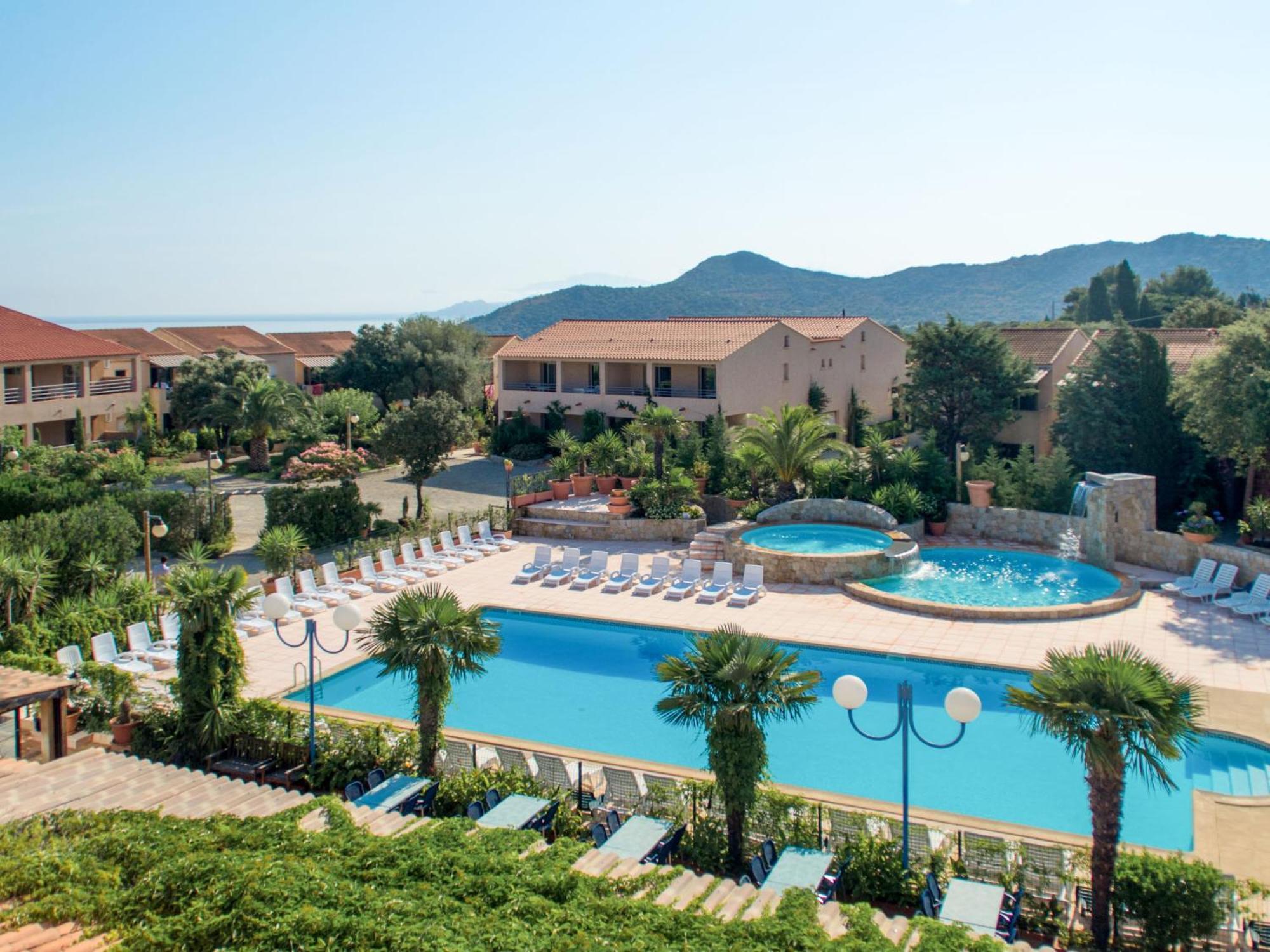 Club Benista T3 By Interhome Appartamento LʼÎle-Rousse