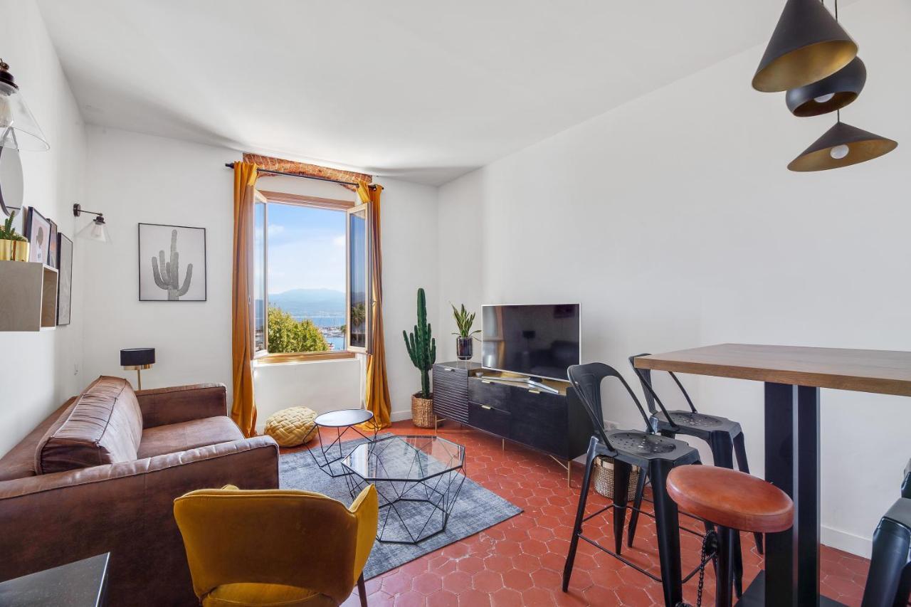 Charmant T2 Atypique De 50m2 En Plein Coeur D'ajaccio *